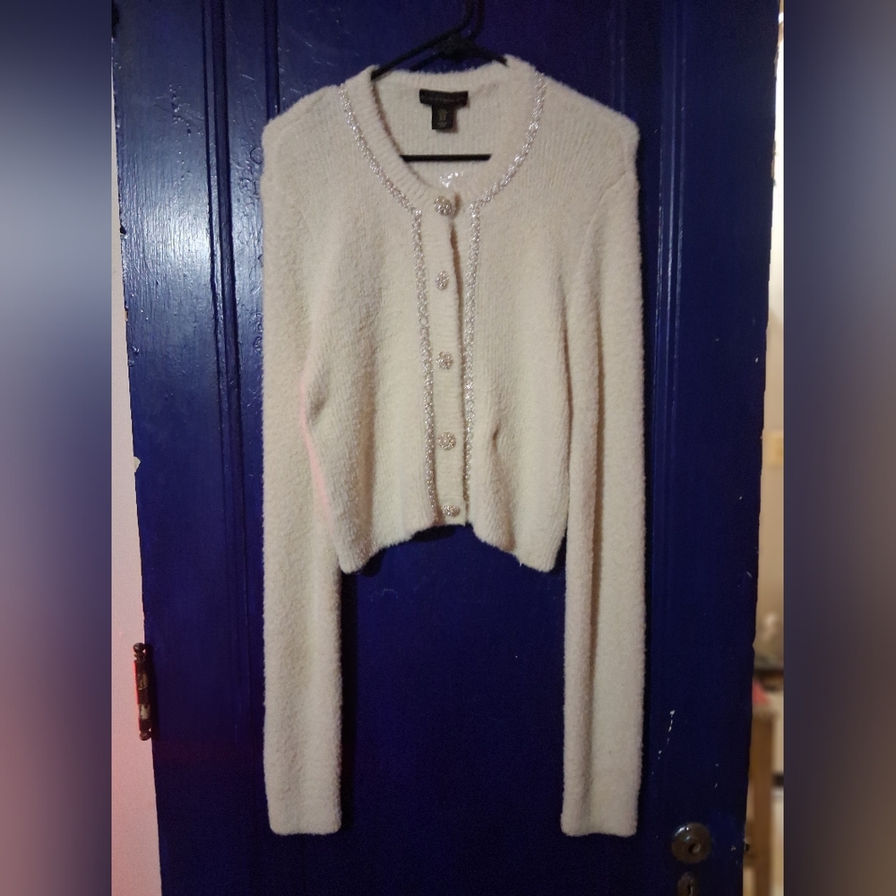 HOUSE OF HARLOW nwot Smart Off White Button Down Cardigan